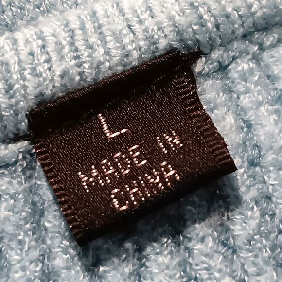 Cyrus Knit Top Light Blue Size Large Long Sleeve Round Neckline Cable Knit - Picture 12 of 13